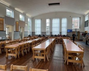04_dining_hall__reference