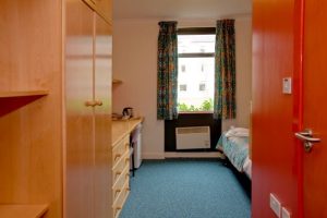 Cavendish Hall - Ensuite Bedroom 2